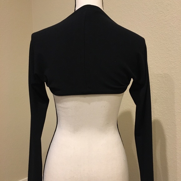 CAbi Sweaters - Cabi - Ballerina Shrug - Small